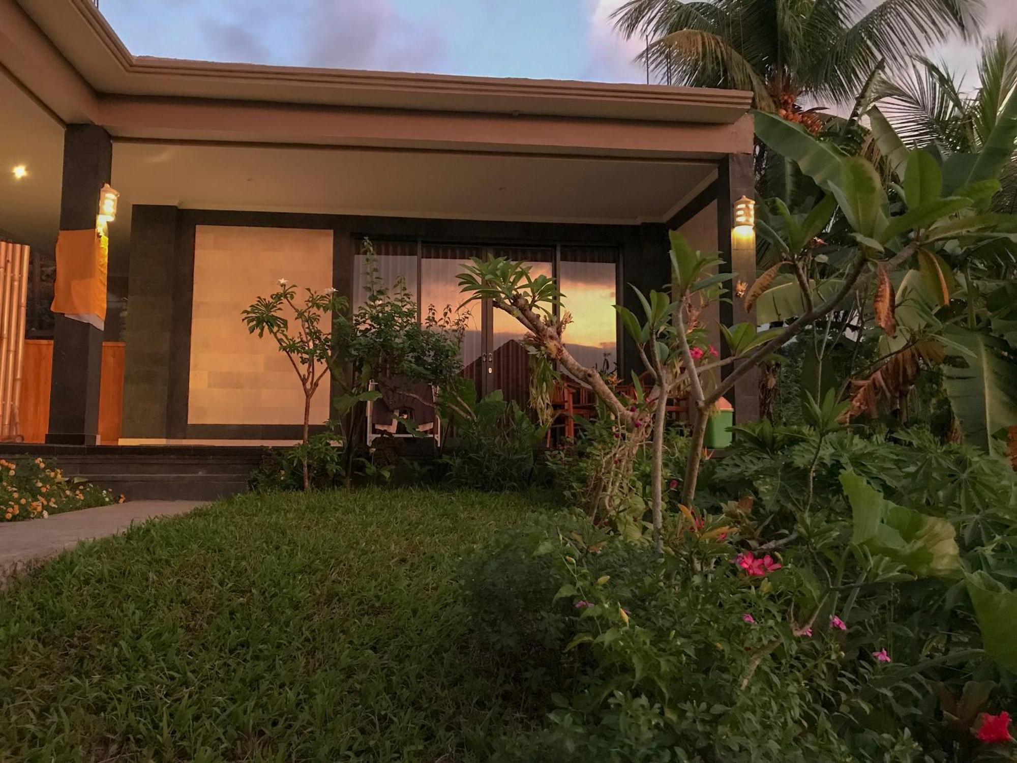 Heri House Ubud Exterior photo
